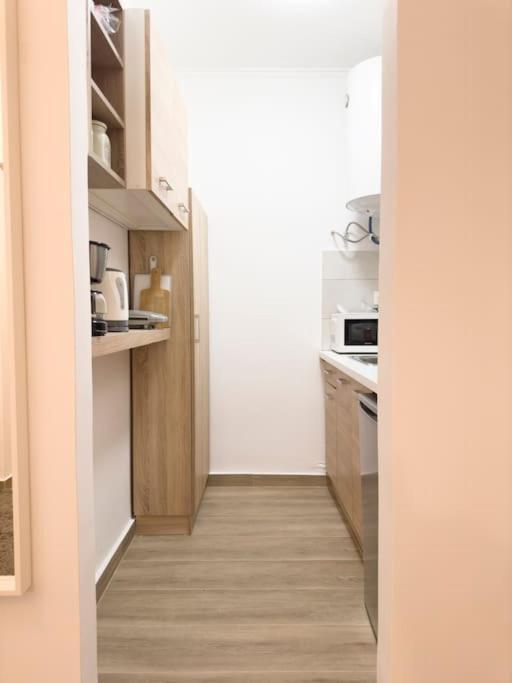 Ferienwohnung Petite Retreat In Kolonaki, Athens /Netflix Exterior foto